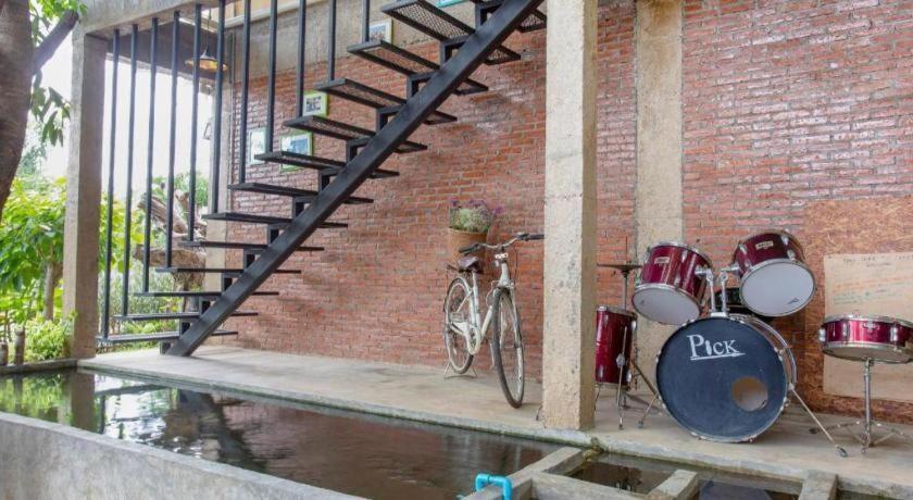 Hotel Oyo 1155 Bikers House And Enduro Tours Chiang Mai Exterior foto